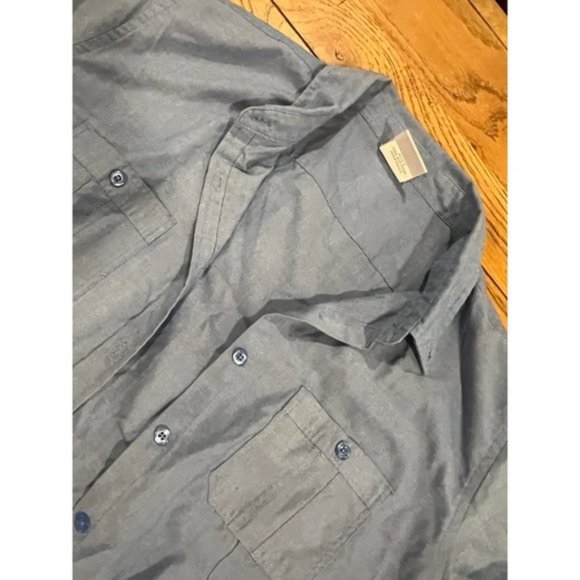 HPI Blue Button Up - Picture 3 of 3